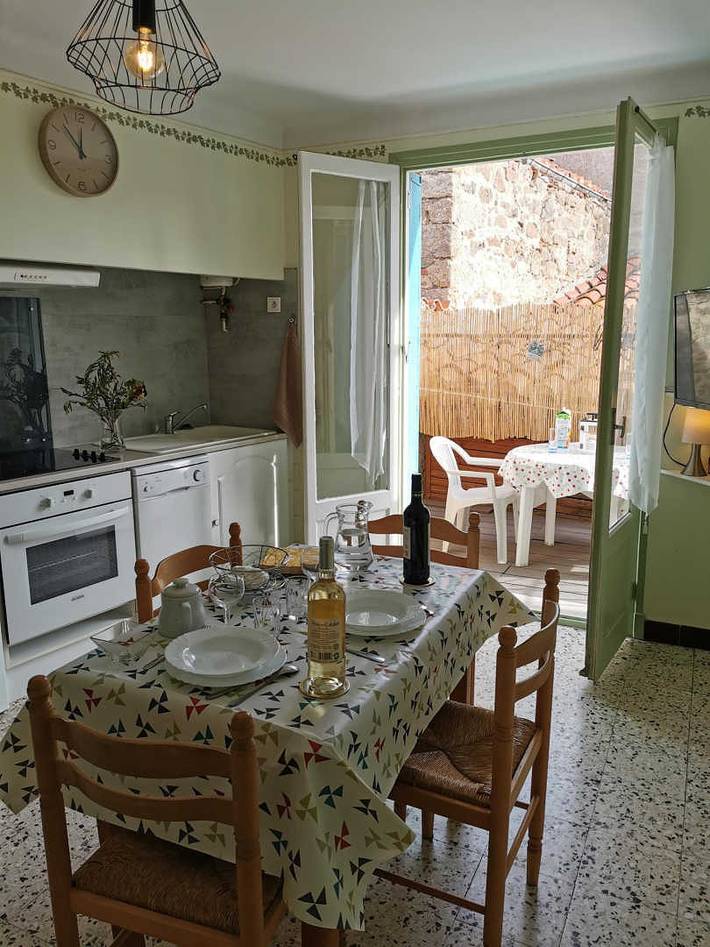 Gîte pour 2 personnes, avec terrasse, animaux acceptés à Molitg-les-Bains - 4