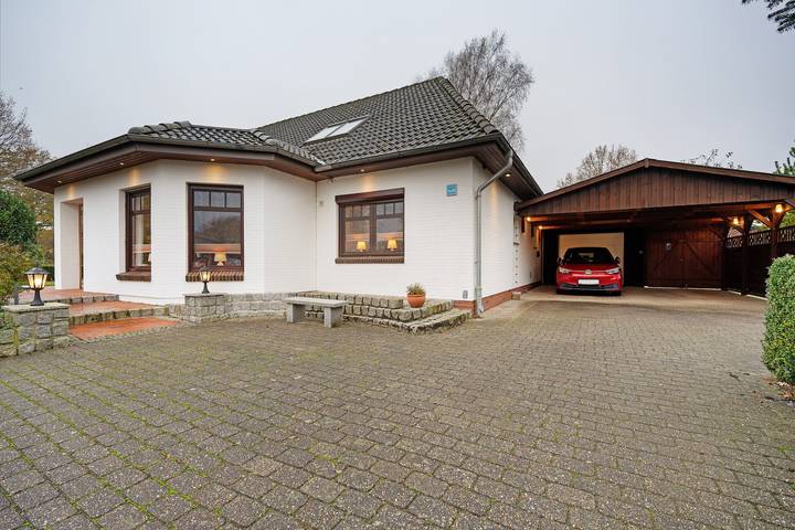 Ferienwohnung für 4 Personen, mit Garten und Sauna in Osterrade