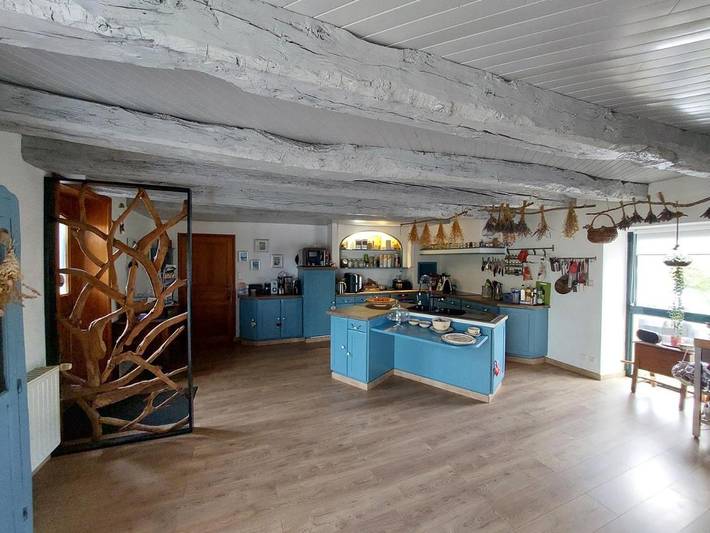 Location de vacances pour 2 personnes, avec Terrasse et Jardin ainsi que Piscine et Vue à Pleugriffet - 4