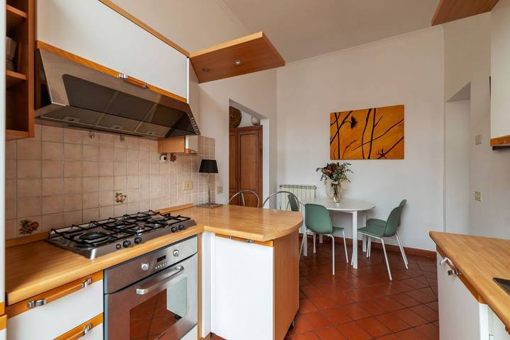 Ganze Wohnung, Ferienwohnung für 2 Personen mit Balkon/Terrasse in Rom Zentrum, Rom