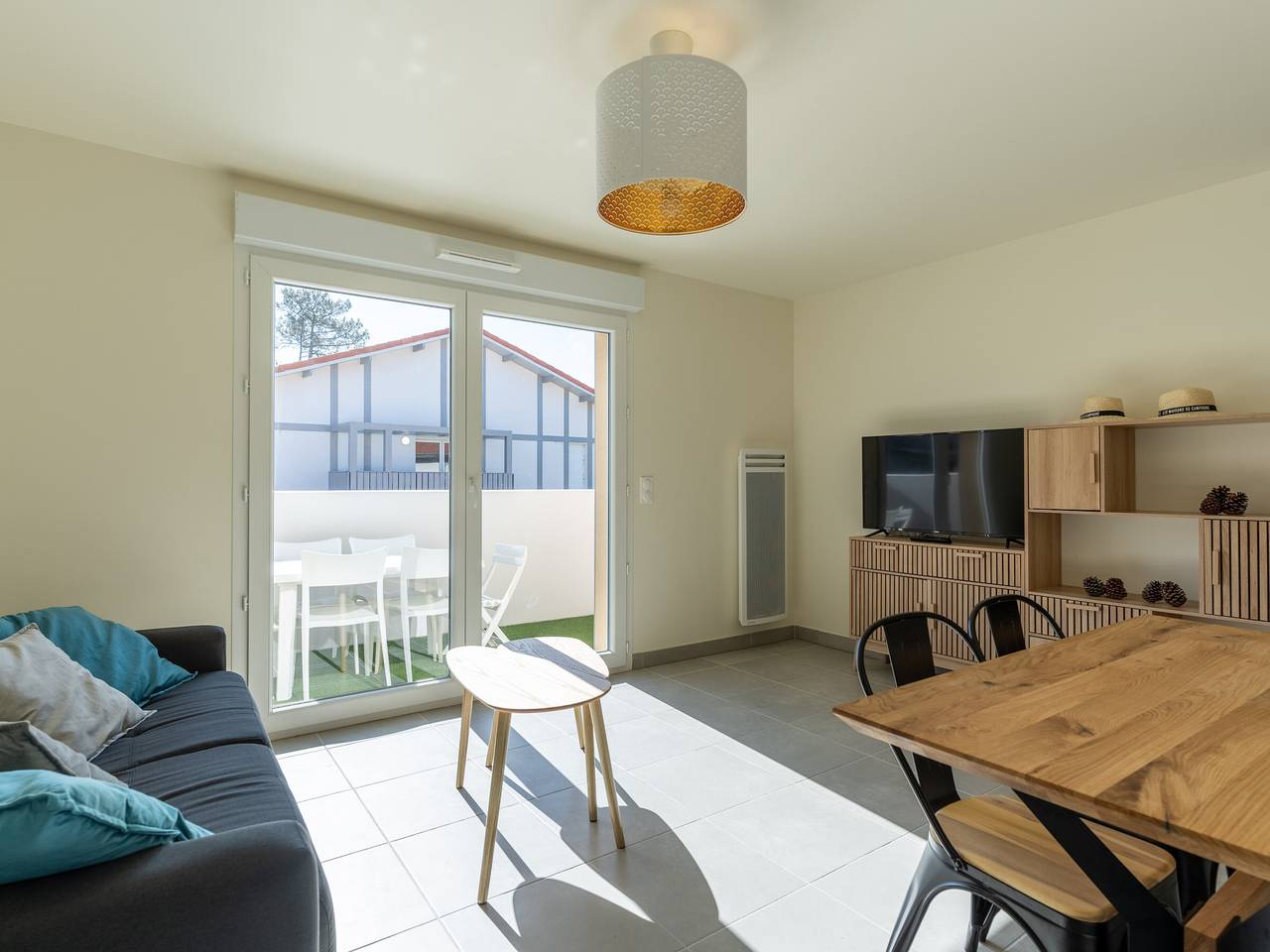 Entire apartment, New Apartment Near Ocean, Sleeps 5, 3 Stars in Mimizan, Côte d’Argent