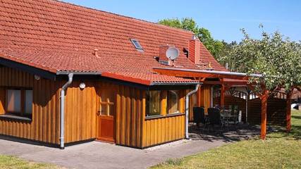 Ferienhaus für 4 Personen, mit Terrasse, mit Haustier in Zislow
