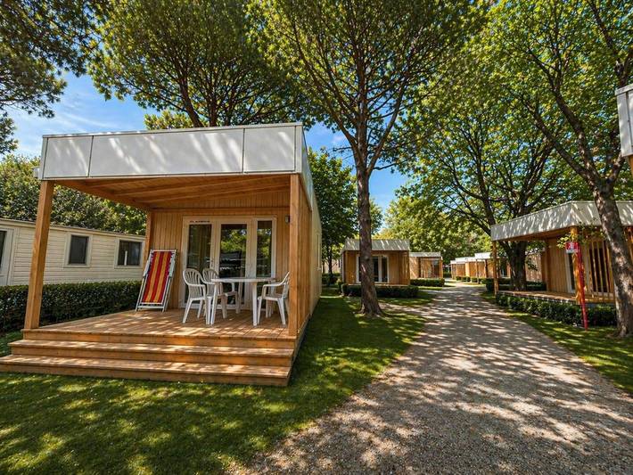 Bungalow für 7 Personen, mit Whirlpool und Terrasse sowie Garten und Kinderpool in Eraclea Mare - 2