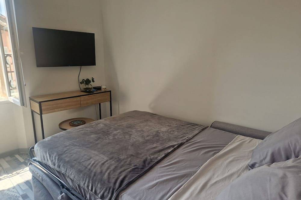 Entire apartment, Studio au Cœur du Village in Tourtour, Draguignan region