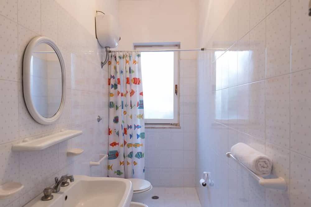 Sehr gepflegtes Reihenhaus am Meer, ideal für Familien und Paare in ruhiger Lage in Torre Santa Sabina, Carovigno