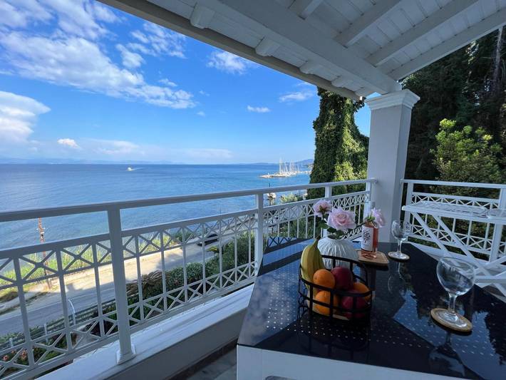 Gîte pour 6 personnes, avec jardin et balcon dans Benitses - 3