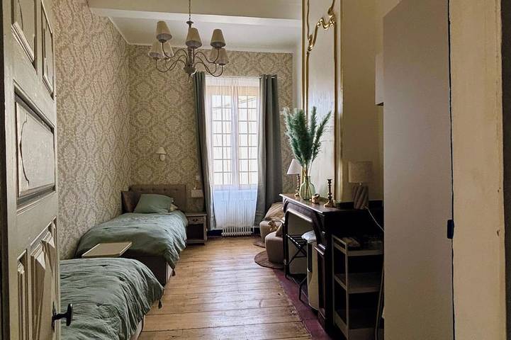 The Babouz Cottage, 4*,  entire house in the heart of Mirepoix and Cathars area in Mirepoix, Ariège
