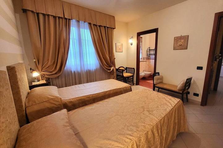 Vicino al centro di Lucca. Ideale per esplorare! Uso privato della piscina, A/C in Pontetetto, Lucca