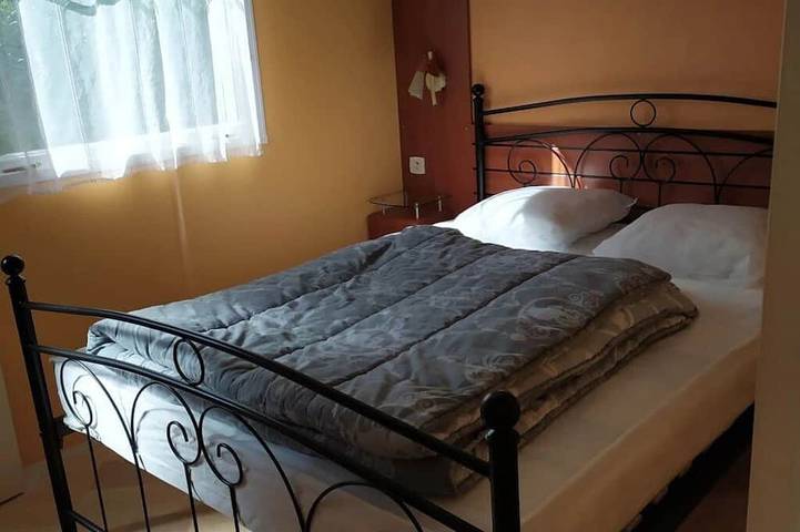 Mobil home pour 4 personnes à Baye - 3