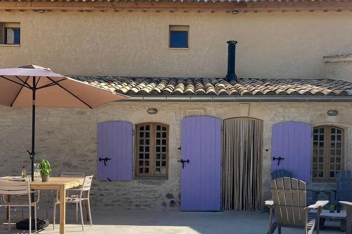Gîte pour 6 personnes, avec Terrasse ainsi que Jardin et Piscine
