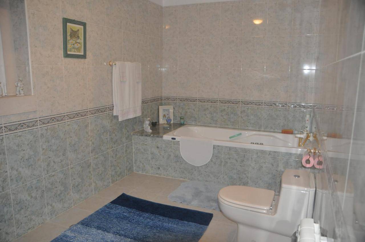 Apartamento de férias inteiro, One-Bedroom Suite in Fátima, Distrito de Santarém