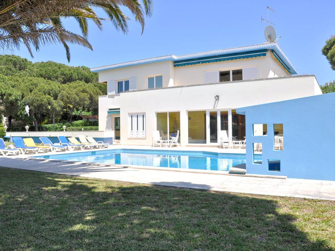 Villa in Vilamoura mit Pool und Grill in Vilamoura, Quarteira