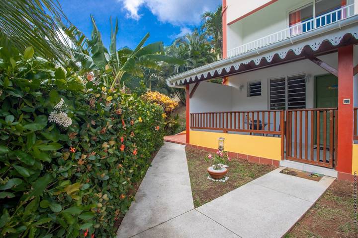 Gîte pour 2 personnes, avec jardin et terrasse dans Fort-de-France - 4