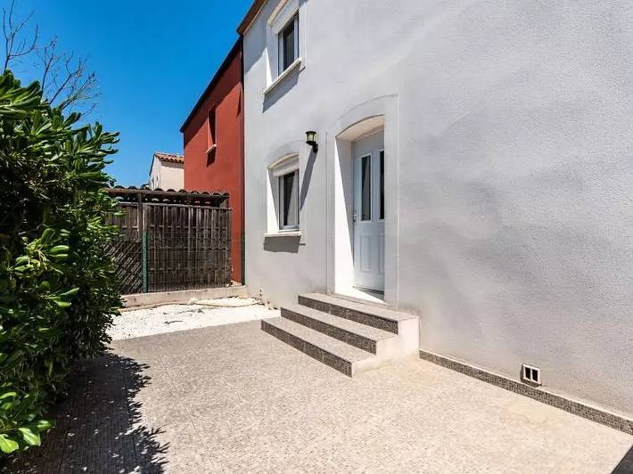 Villa pour 6 personnes, avec Terrasse et Piscine à Aigues-Mortes