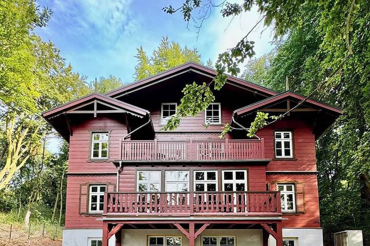 Ferienhaus für 22 Personen, mit Pool und Balkon sowie Sauna in Drei Kaiserbäder