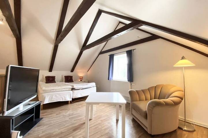Ferienwohnung für 2 Personen, mit Garten und Balkon - 1