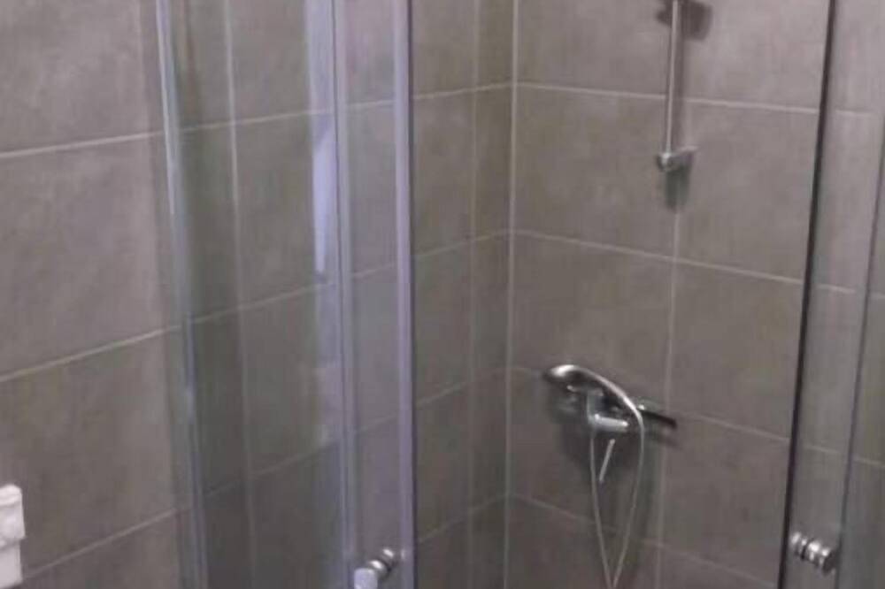 Ganze Wohnung, Steglitz I - Studiowohnung mit Garten in Steglitz Berlin, Berlin