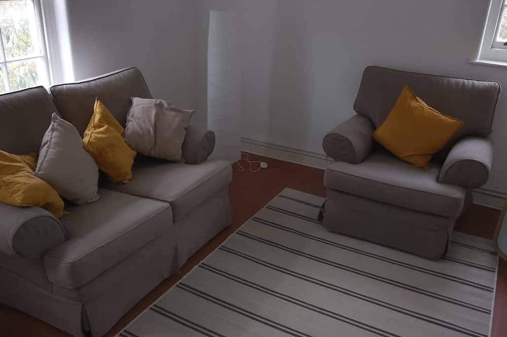 Apartment for 4 People in Tower Hamlets, London