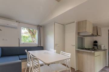 Camping für 6 Personen in Lavilledieu, Ardèche, Bild 2