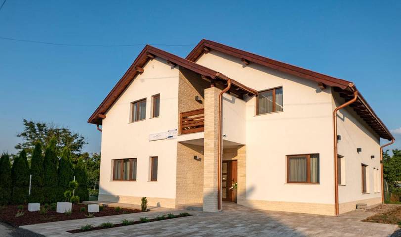 Maison d’hôte pour 2 personnes, avec Balcon et Terrasse ainsi que Jardin et Vue dans Mureș