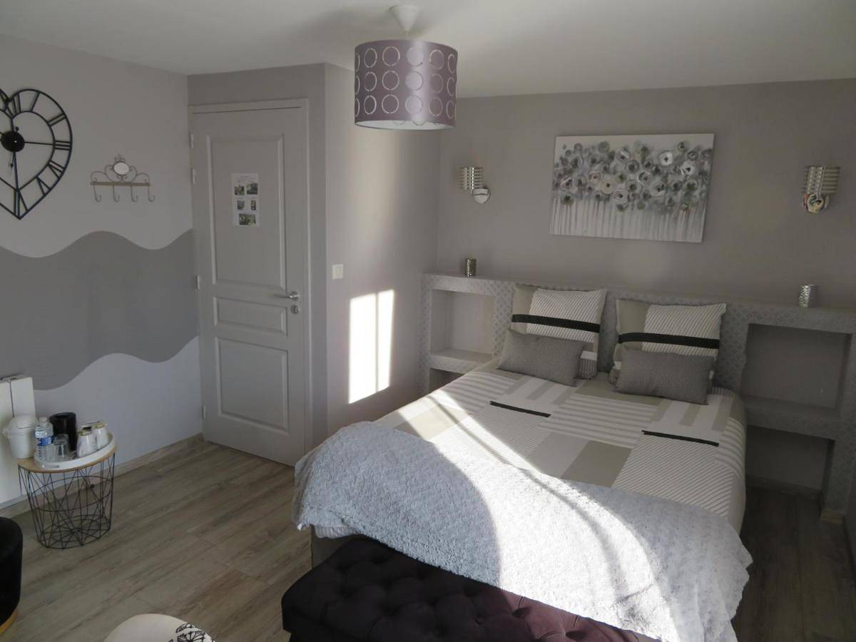 Chambres d'Hotes La Maison Neuve in Saint-Loup, Région d'Avranches