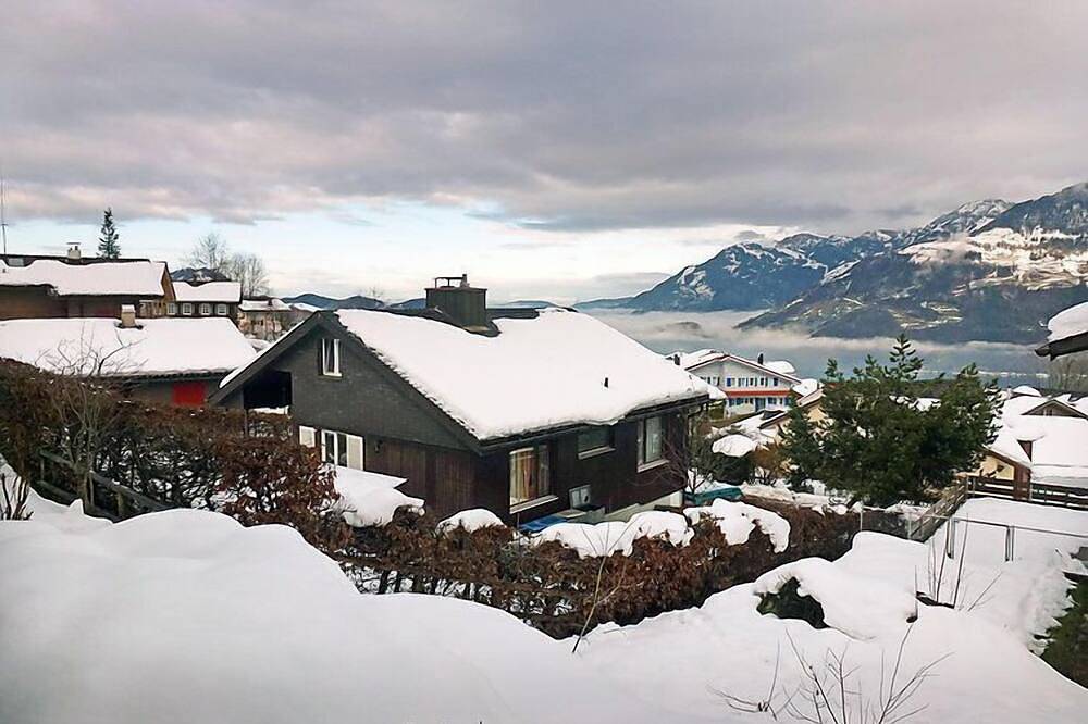 Ganze Wohnung, Bennico by Interhome in Emmetten, Vierwaldstättersee