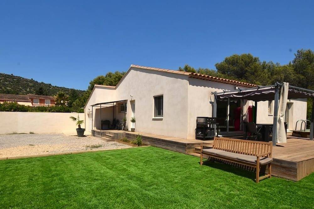 Gorgeous home in Mérindol in Mérindol, Parque natural regional del Luberon