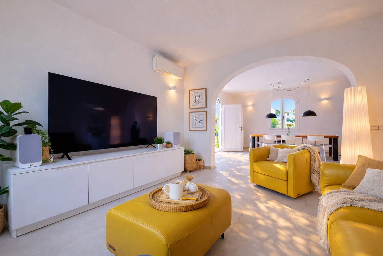 Villa für 6 Personen mit Balkon/Terrasse in Porto Columbu, Sarroch