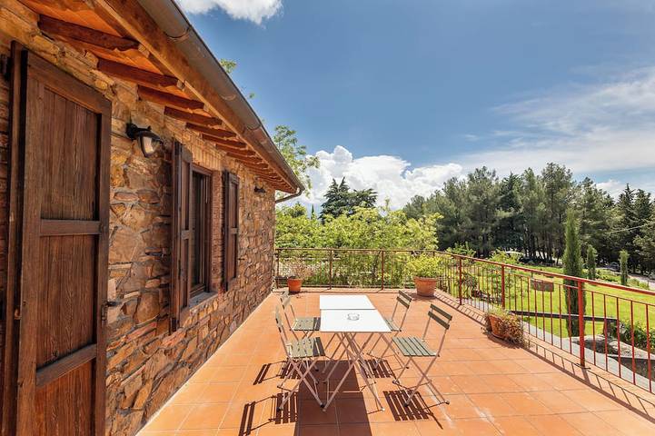 Appartamento intero, Monolocale privato ed accogliente, in stile rustico in Montalcino, Val d’Orcia