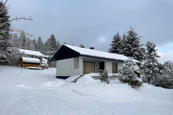 Bungalow für 4 Personen, mit Garten und Sauna sowie Pool und Ausblick, mit Haustier im Thüringer Wald - 4