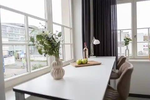 Ganze Ferienwohnung, * | Zentral | Parkplatz | Küche | Fitnessraum | * in Leipzig Mitte, Leipzig