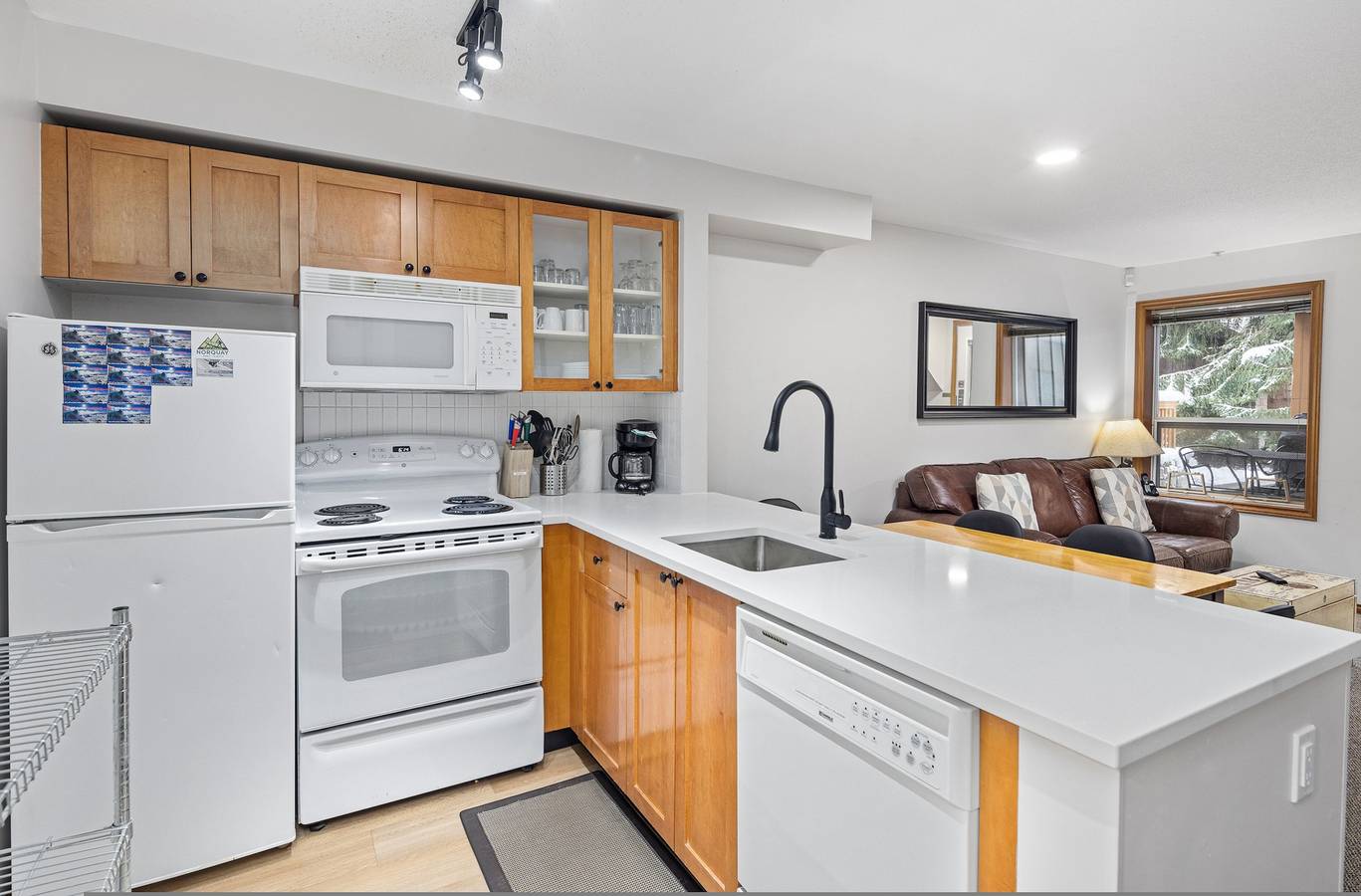 Geheel appartement, 2Br Townhome with private hot tub and pool. Gr 59 in Whistler, Whistler Blackcomb