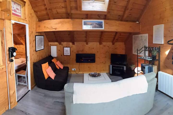 Gîte pour 6 personnes, avec Terrasse et Jardin