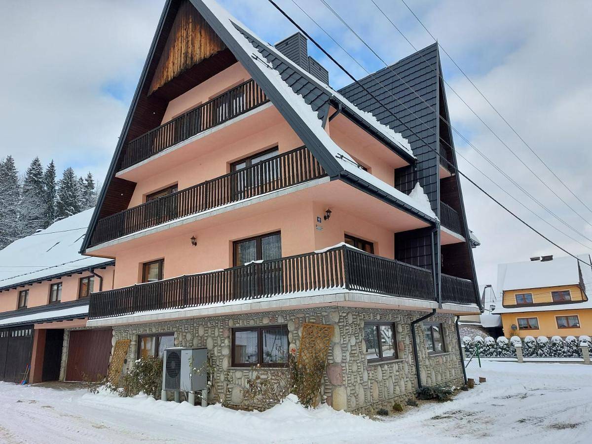 Double Room with Private Bathroom in Leśnica, Karpaty (Polska)