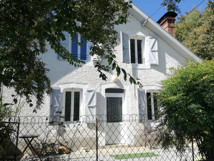 Gîte pour 4 personnes, avec terrasse et jardin à Orthez