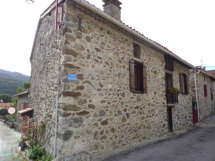 Gîte pour 5 personnes, avec jardin