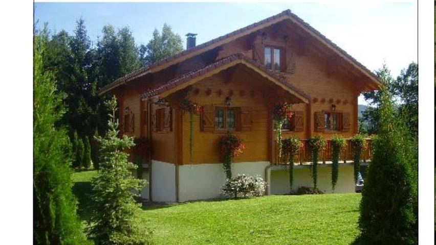 Gîte pour 8 personnes, avec piscine et jardin ainsi que vue et sauna, animaux acceptés à Le Thillot - 2