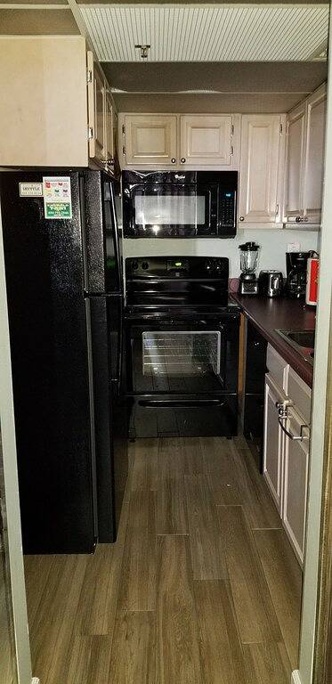 Ferienwohnung für 4 Personen, mit Pool und Balkon in den USA