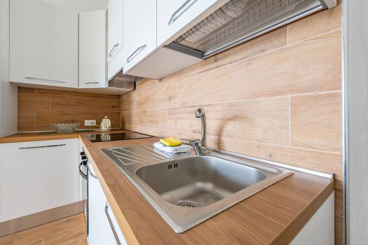 Entire apartment, Deiva Sea House! Functional Apt x4 in Bagni Stella, Deiva Marina