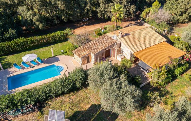 Oasis de Búger: Encantador apartamento con piscina y terraza in Búger, Interior de Mallorca