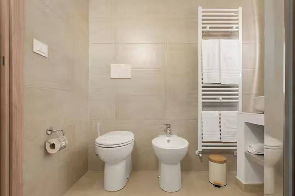 B&B Villa Giorò swimming pool rooms free Wifi private parking rec. electric cars. in Galatone, Provincia de Lecce