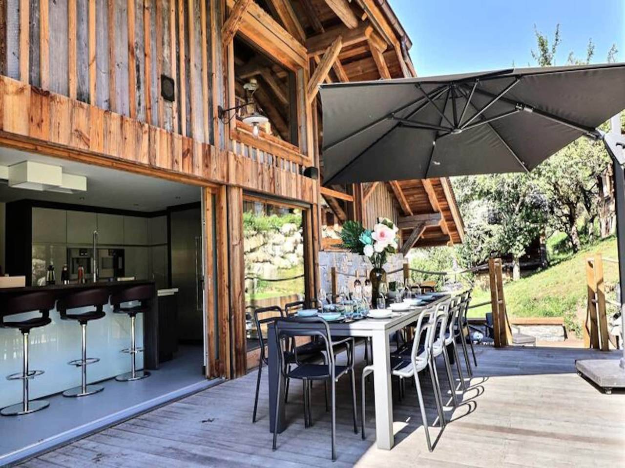 Appartement entier, Chalet de prestige, savoureux mariage du luxe et de l'authenticité in Montriond, Les Portes du Soleil