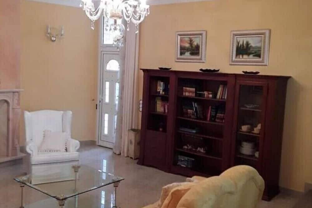 Villa Hemi, With Double Rooms in Lomitos de Correa, Valsequillo de Gran Canaria