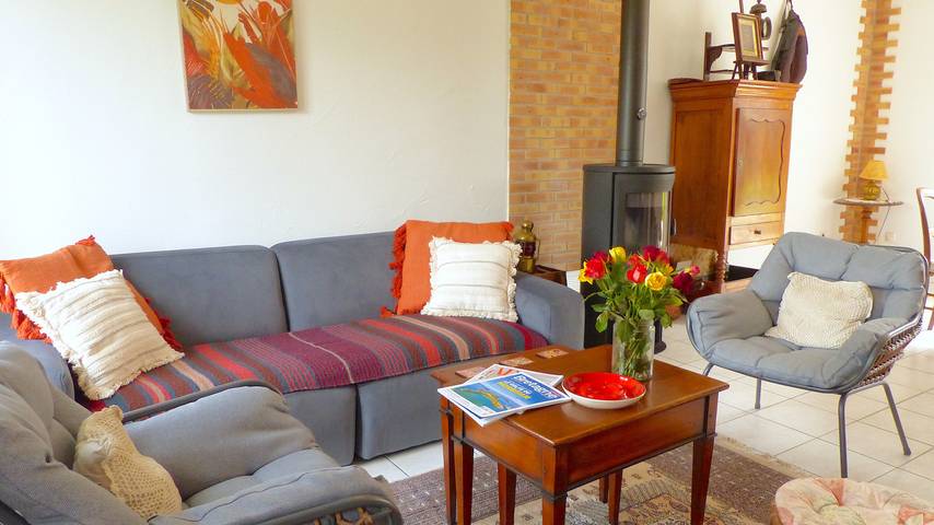 Location de vacances pour 5 personnes, avec terrasse et jardin à Plougoumelen - 2