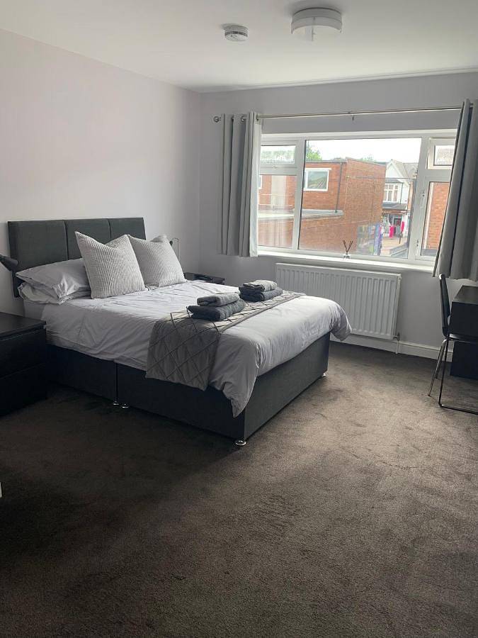 Double Room with Private Bathroom in Birmingham, Birmingham Area