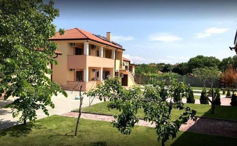 Maison d’hôte pour 2 personnes, avec terrasse et jardin