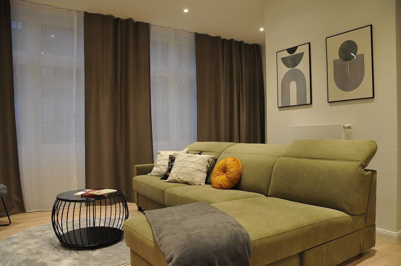 Appartement entier, 70 qm Ferienwohnung „Löwenkopf“ für 2-4 Personen, ca. 450 m bis ins Zentrum in Wernigerode, Harzvorland