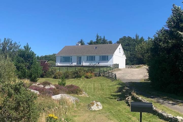 Holiday rental for 10 people in County Donegal
