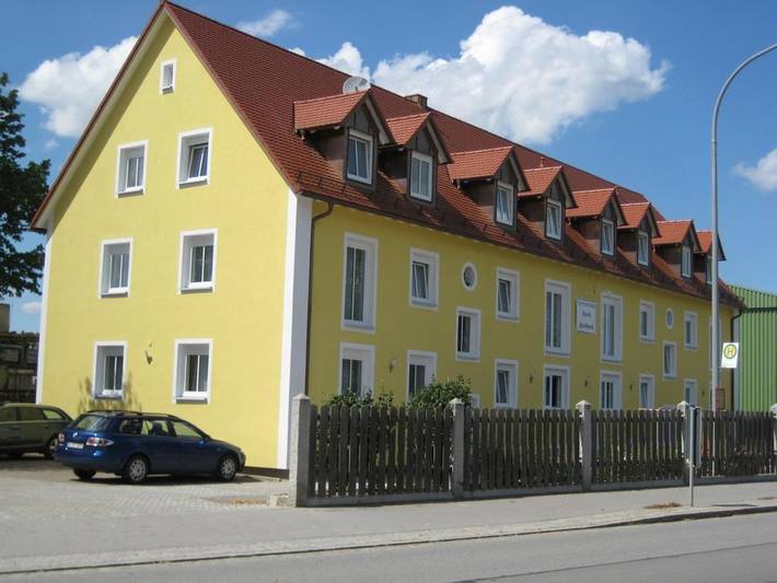 Ferienwohnung für 4 Personen, mit Terrasse in Regensburg