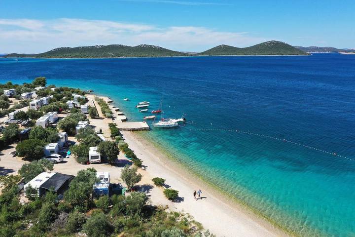Camping pour 6 personnes, avec terrasse et vue à Tisno - 2